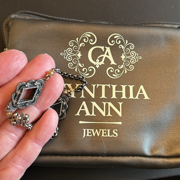 Genuine Cynthia Ann Jewels 26 inch silver, gold and diamond chain! - Picture 4 of 4